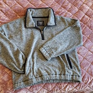 NWOT Abercrombie and Fitch Sweatshirt